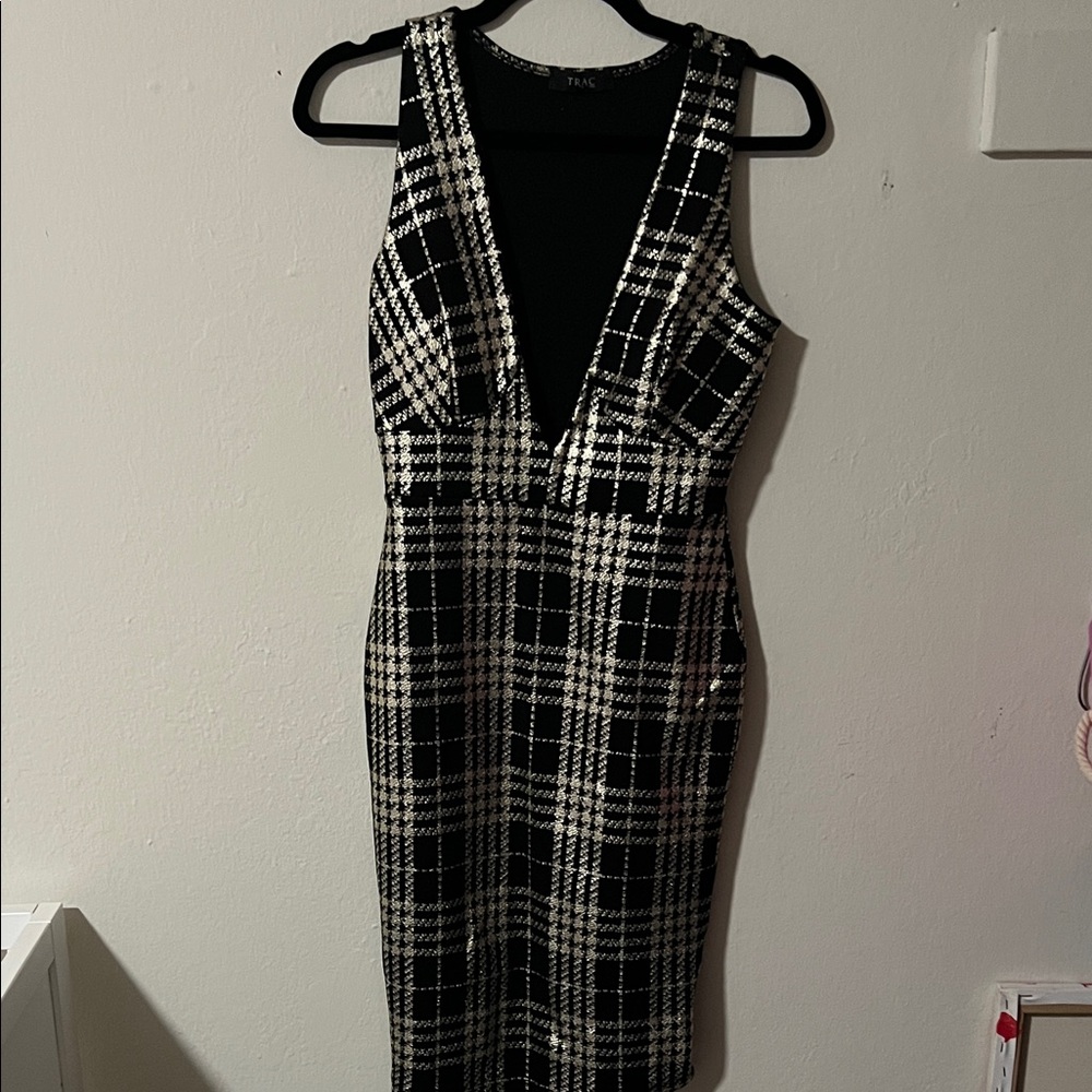 Trac Black and White Checkered Backless Dress
